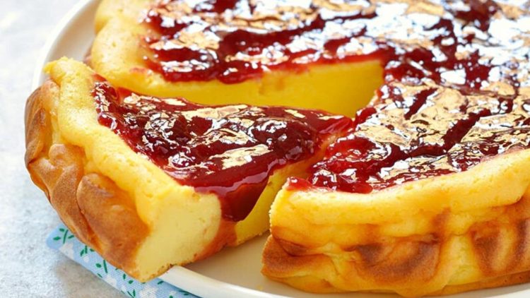 Gâteau au yaourt crémeux grec
