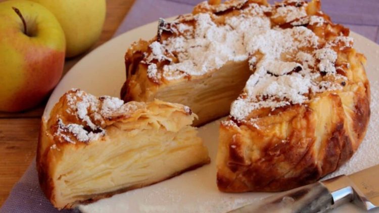 Gâteau aux pommes invisible