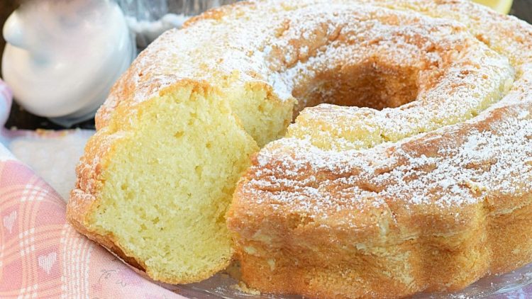 Gâteau moelleux à la crème