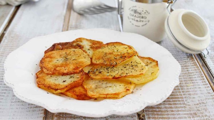 Tranches de pommes de terre à la poêle