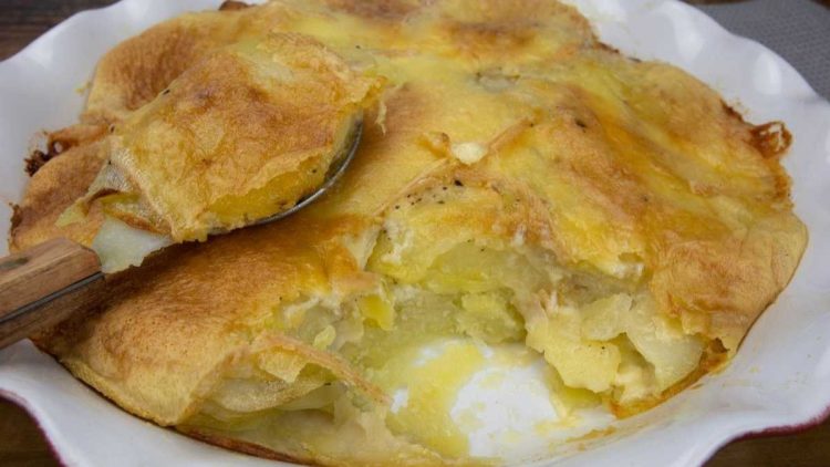 Gâteau aux pommes de terre invisible