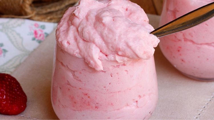 mousse aux fraises rapide