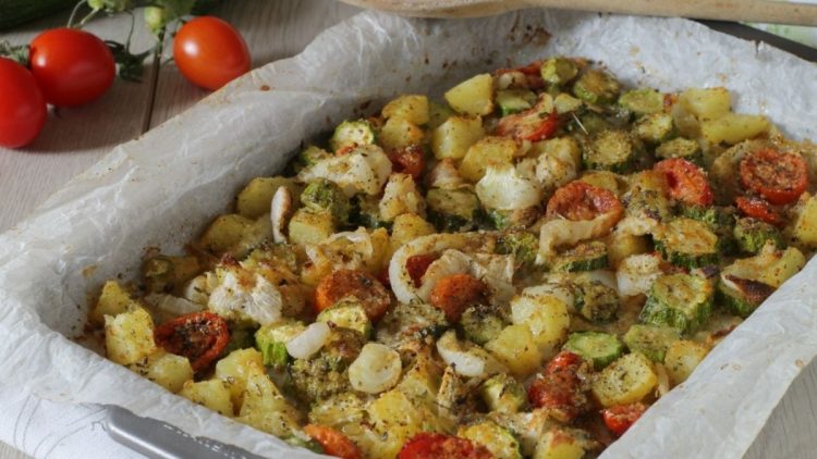 pommes de terre, courgettes et oignons gratinés  