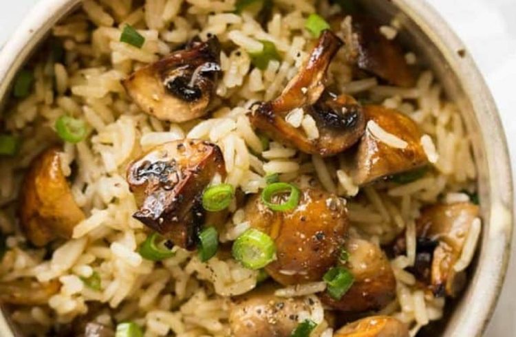 Riz aux champignons cuit au four