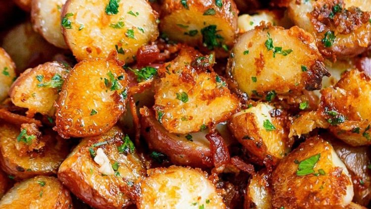 Pommes de terre au parmesan et persil