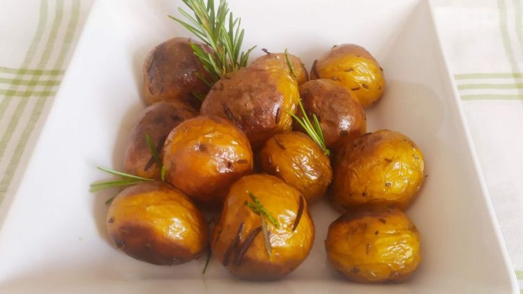pommes de terre nouvelles sautées à la poêle