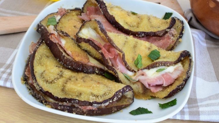 Aubergines violettes farcies