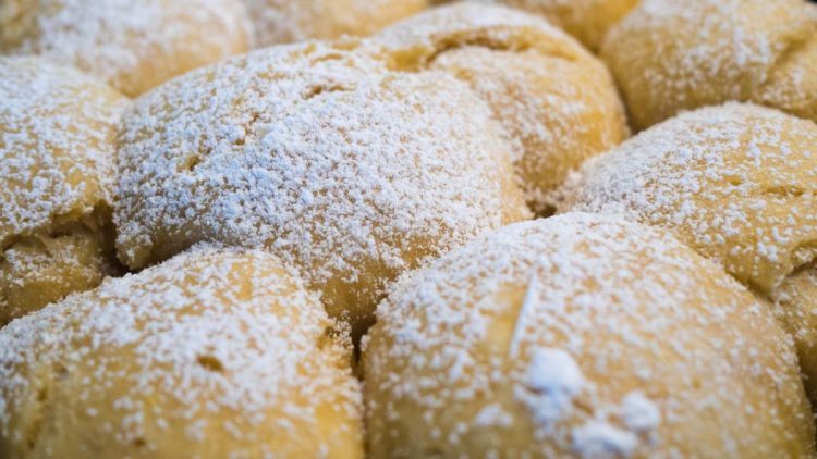 boules sablées à la confiture