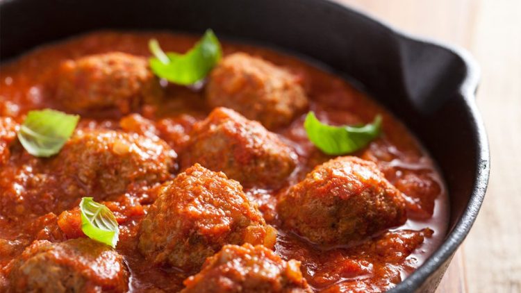 boulettes de poisson à la sauce tomate