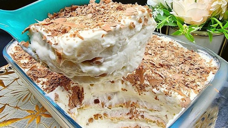 dessert à base de biscuits et crème  