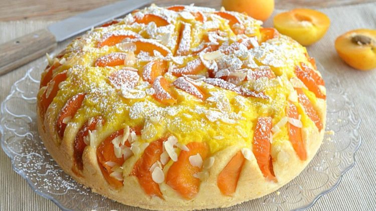 Gâteau aux abricots crème pâtissière