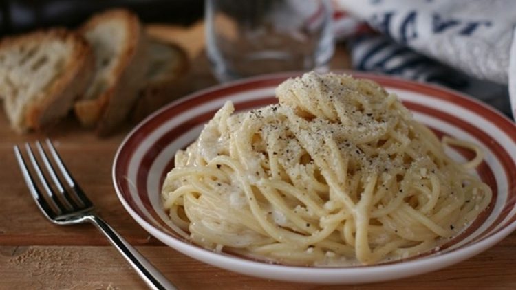 tonnarelli cacio e pepe