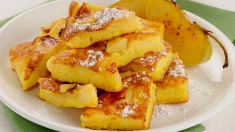 Omelette sucrée aux pommes