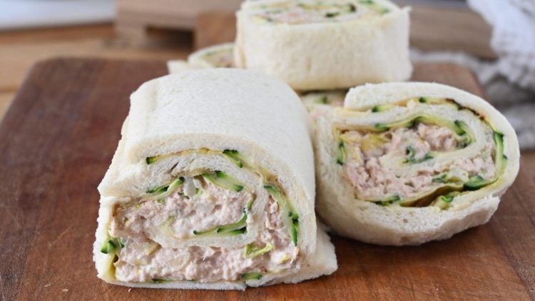 sandwichs roulés au thon et à la courgette