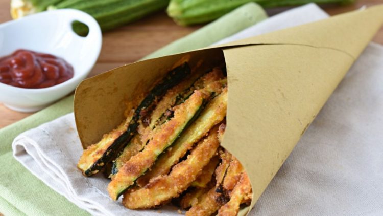 bâtonnets de courgettes croustillants au four