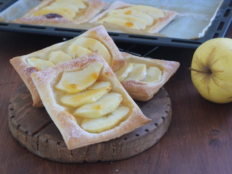 carrés feuilletés aux pommes