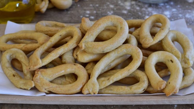 taralli au fenouil