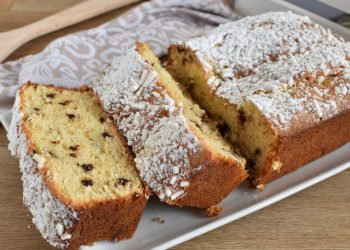 cake au yaourt et pépites de chocolat