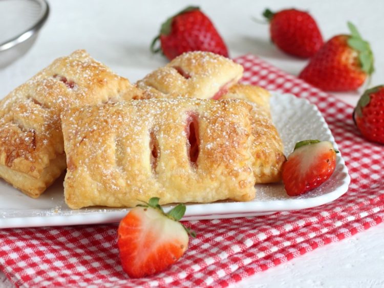 feuilletés aux fraises