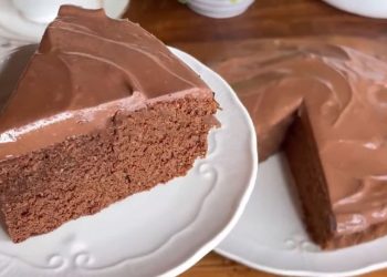 gâteau aux flocons d'avoine et au chocolat