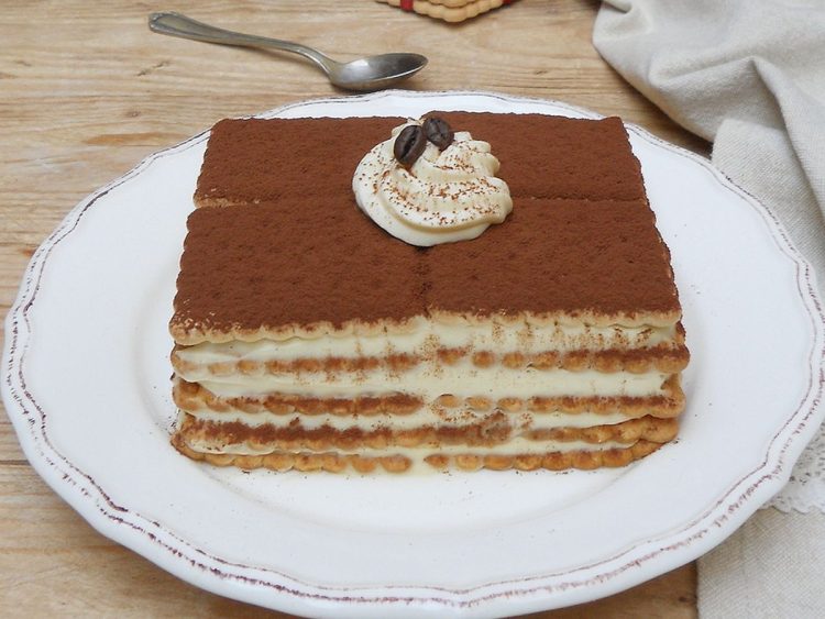 gâteau de petits-beurre au café