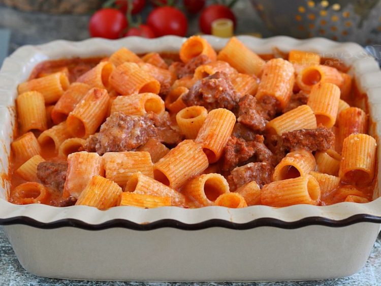 gratin de pâtes aux saucisses